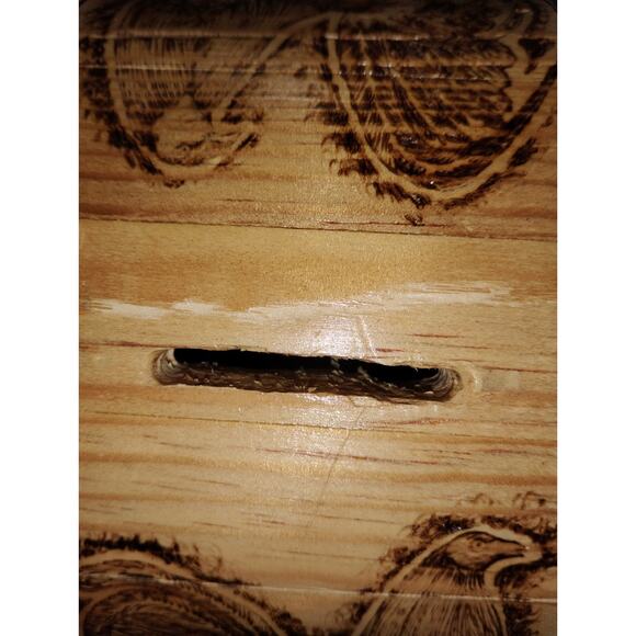 Hand Made wooden barrel piggy bankwood-burned or engraved rooster design - Picture 9 of 9